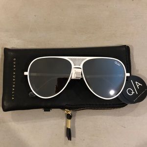 BRAND NEW quay sunglasses